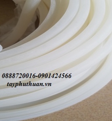 GIOĂNG CHỮ D CHÈN KHE HỞ
