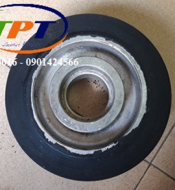  làm mới trục cao su