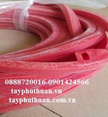 GIOĂNG SILICONE MÀU ĐỎ CHỊU NHIỆT ĐỘ CAO CHỮ D