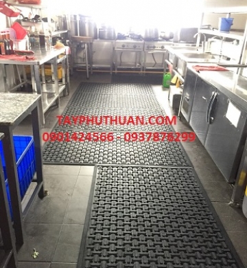 Thảm cao su lỗ thoát nước chống trượt hồ bơi